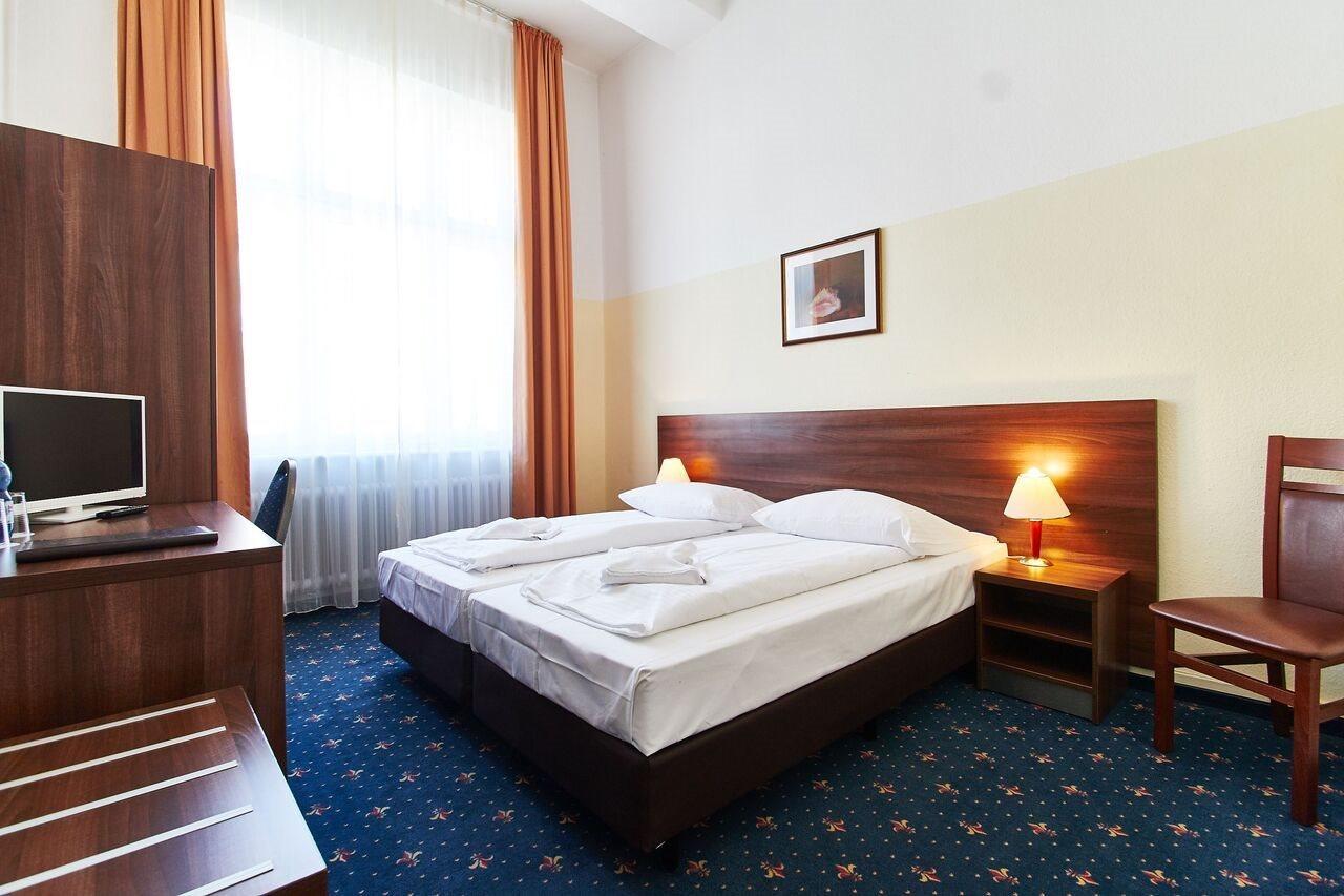 Hotel Europa City Берлин Екстериор снимка