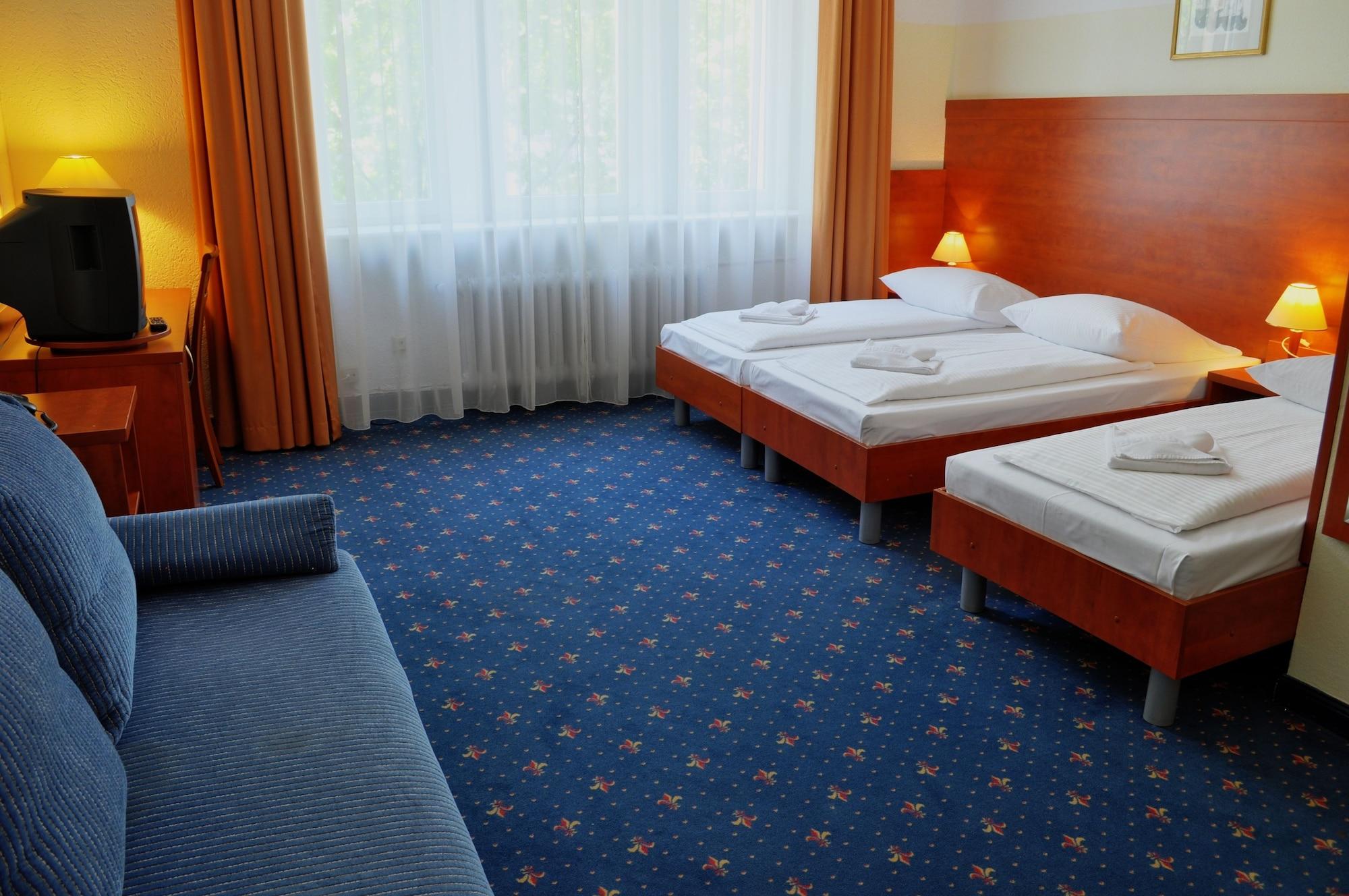 Hotel Europa City Берлин Екстериор снимка