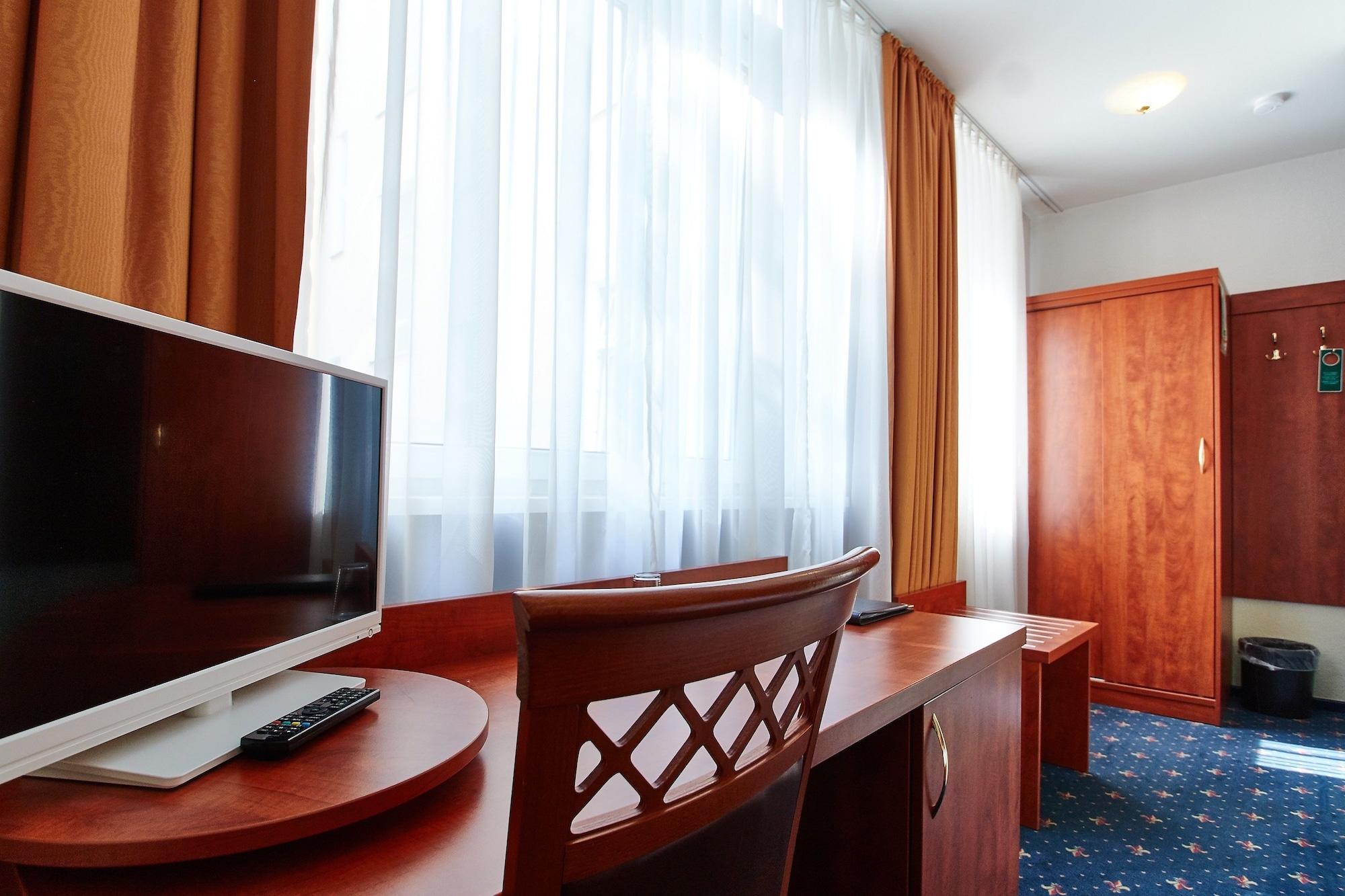 Hotel Europa City Берлин Екстериор снимка