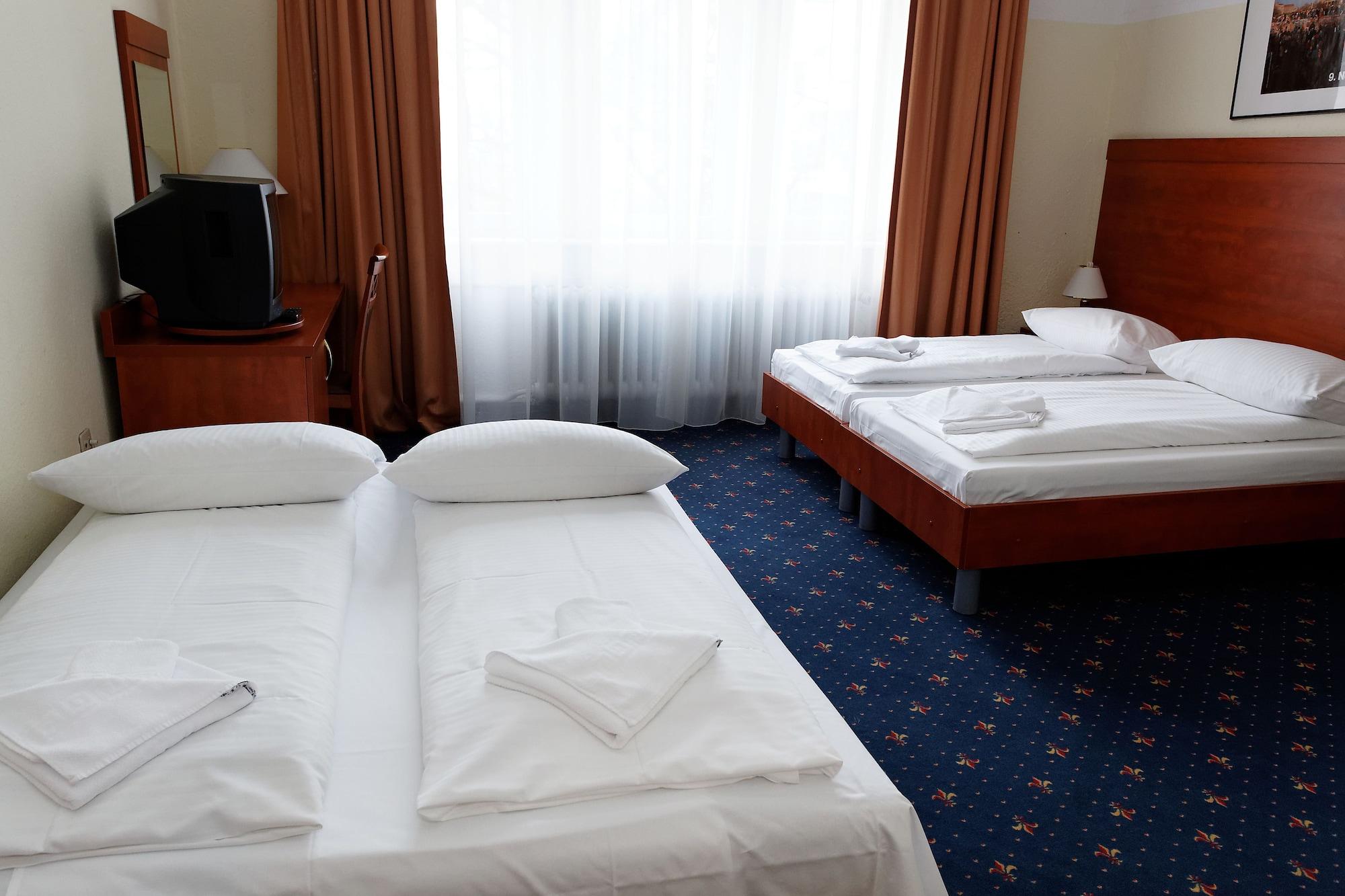 Hotel Europa City Берлин Екстериор снимка
