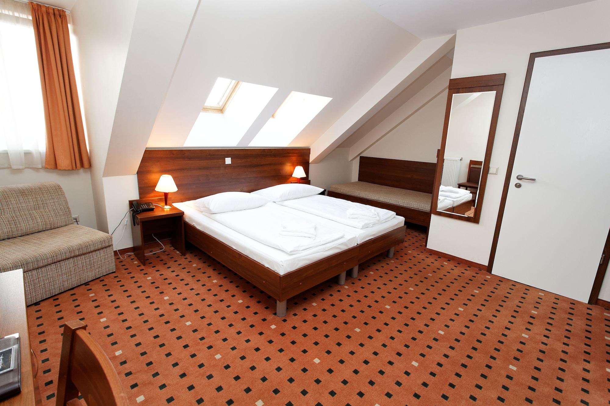 Hotel Europa City Берлин Екстериор снимка