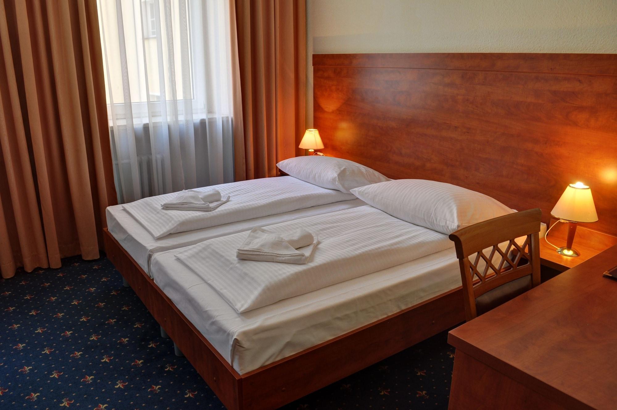 Hotel Europa City Берлин Екстериор снимка