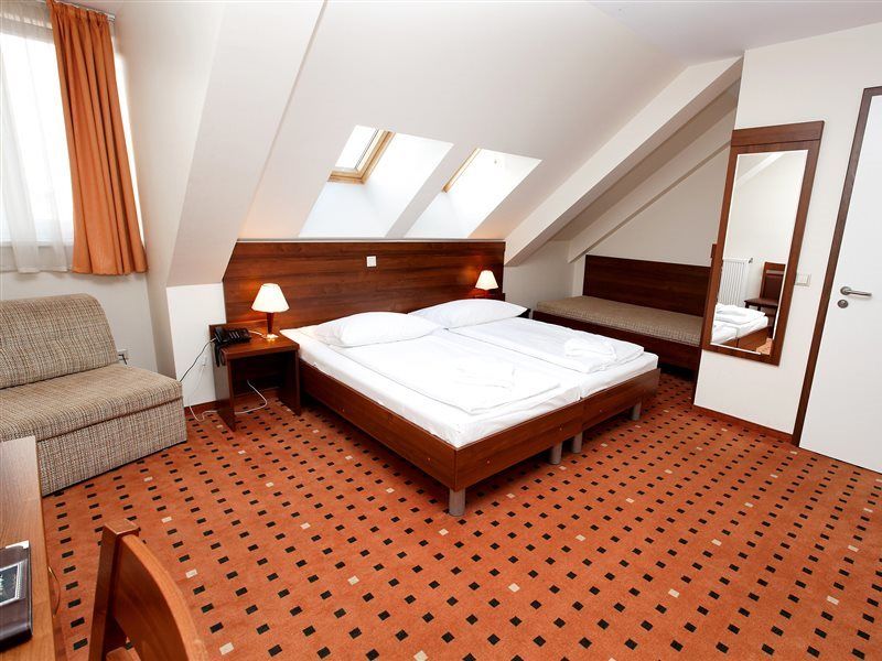Hotel Europa City Берлин Екстериор снимка