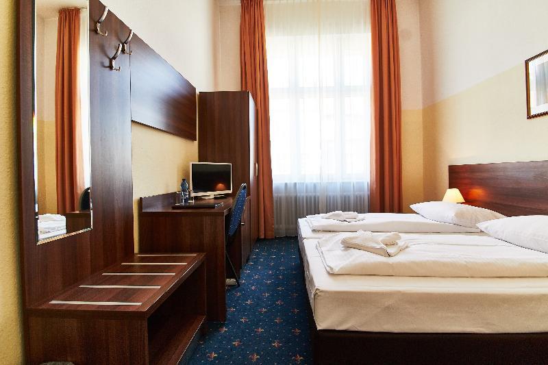 Hotel Europa City Берлин Екстериор снимка